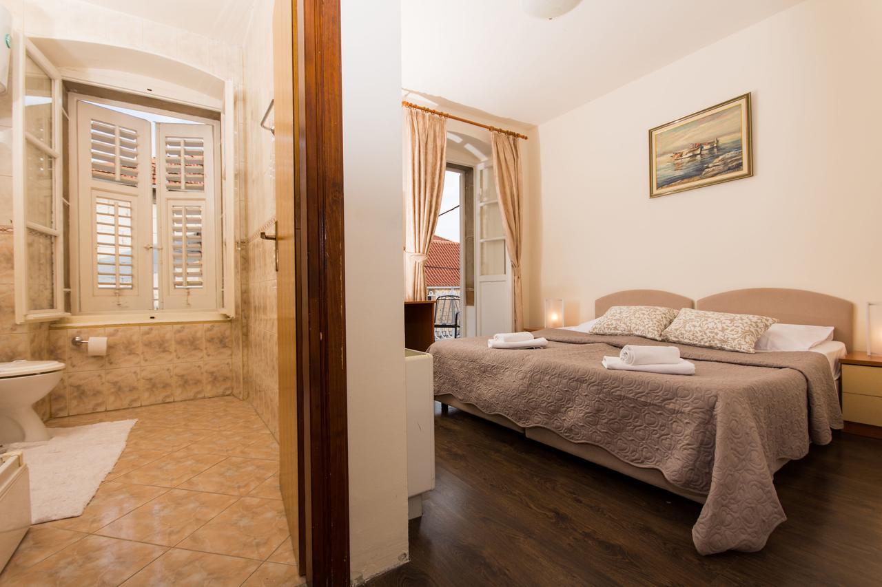 Rooms Villa Liza Trogir Eksteriør billede